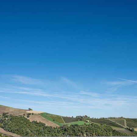 La Casa Vacanza Con Vista Panoramica Sui Vigneti Rotella Exterior photo